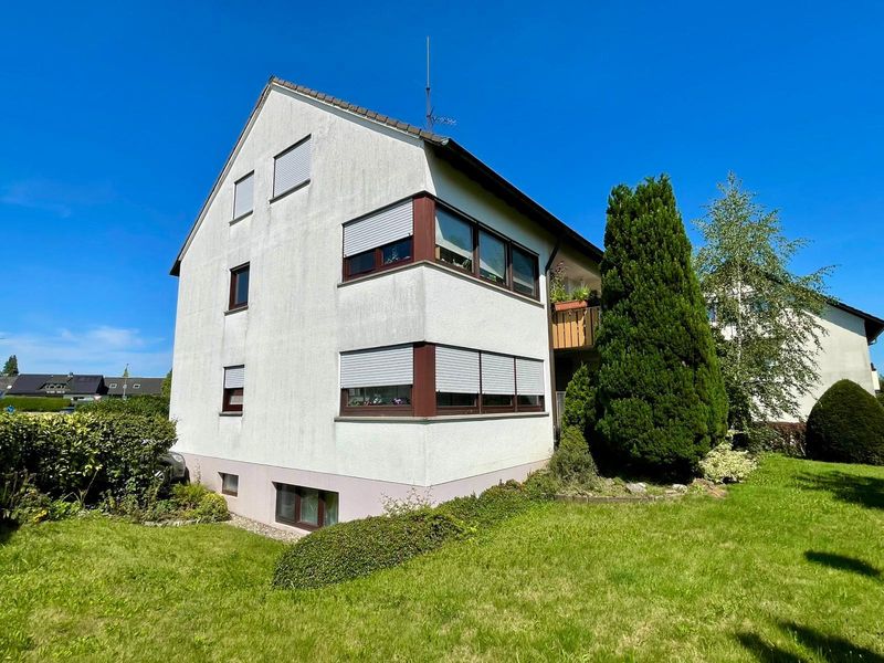 Gepflegtes Dreifamilienhaus in Welzheim zu verkaufen.